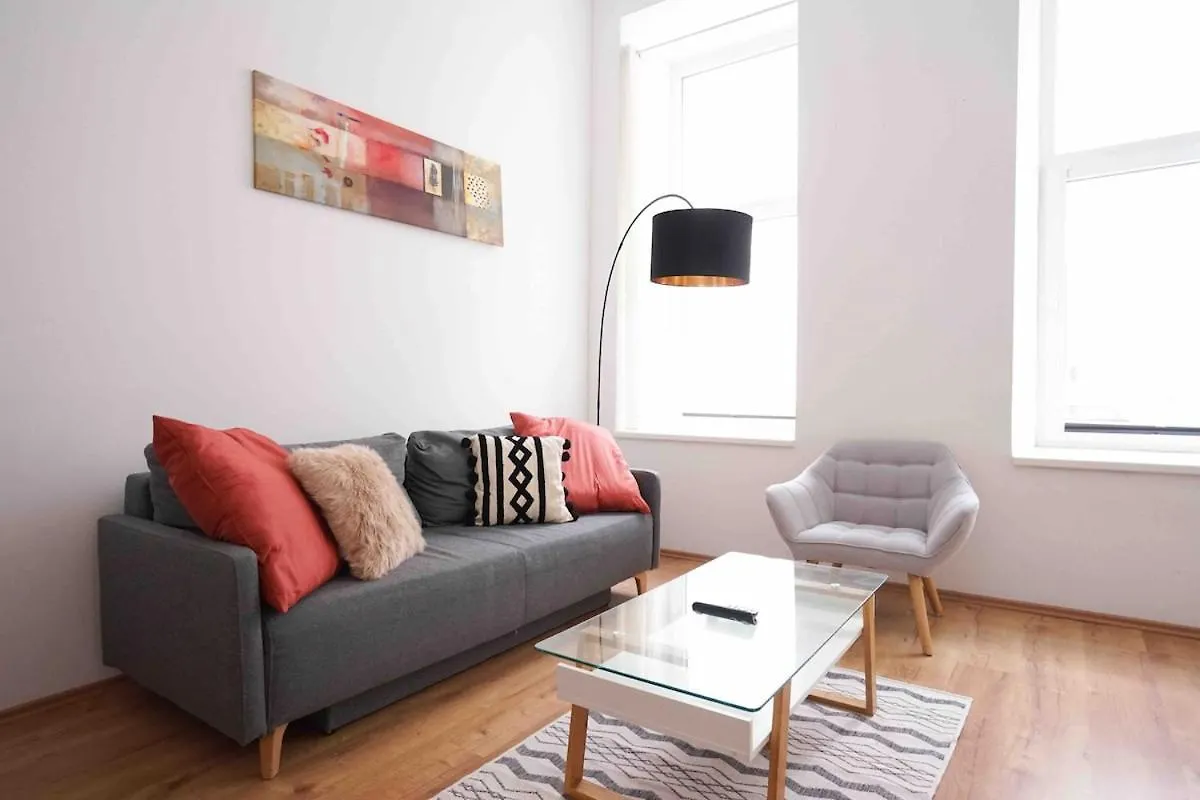 Modern Living In City Center - Fully Equipped Vienna Austria