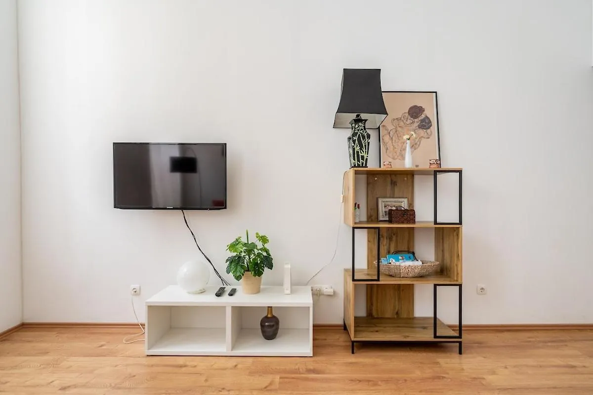 Modern Living In City Center - Fully Equipped Vienna
